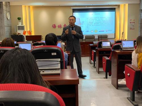西安睿恩翻译服务有限公司赴我院举办实习就业宣讲会——聚焦翻译服务人才培养与职业发展